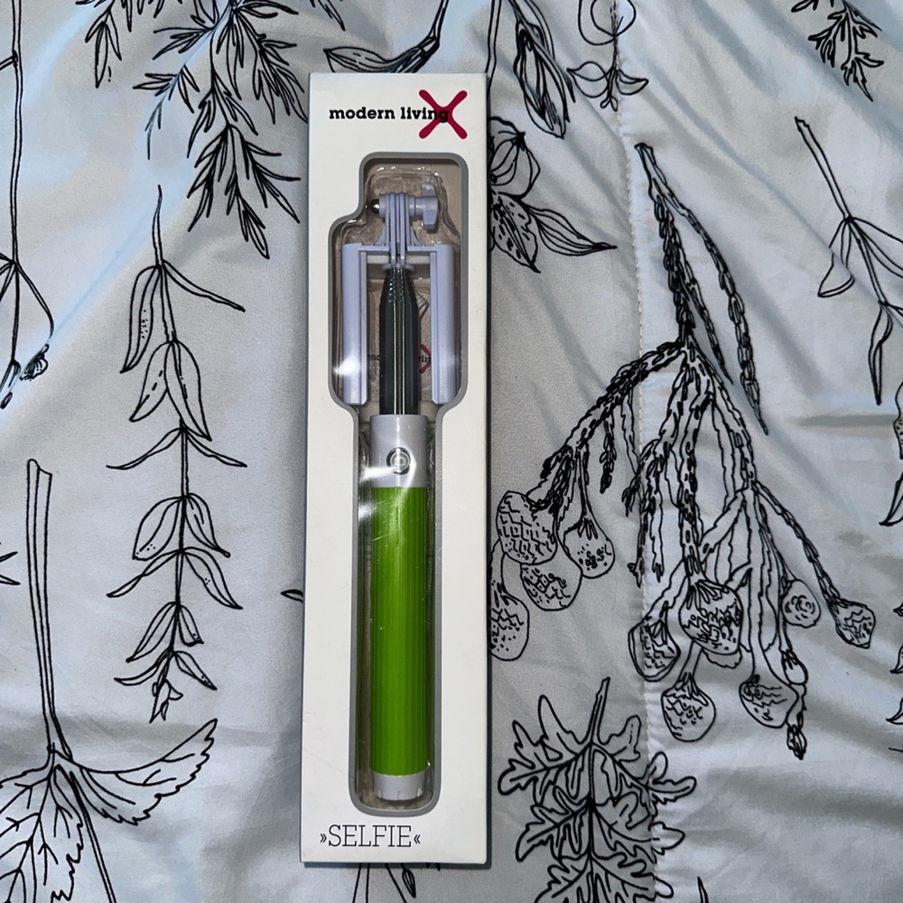 Selfie stick (never used)